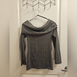 Lipstick Long-Sleeved Top